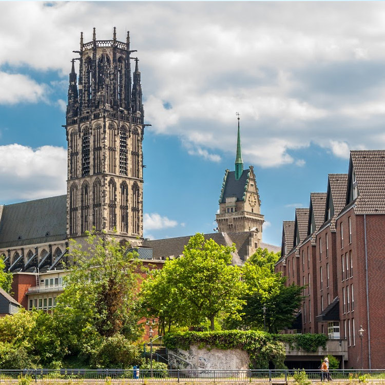 Salvatorkirche in Duisburg | Maklervergleich
